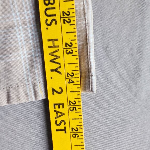 Analog skater shorts men's size 34 cream with light blue plaid pattern - Picture 13 of 14